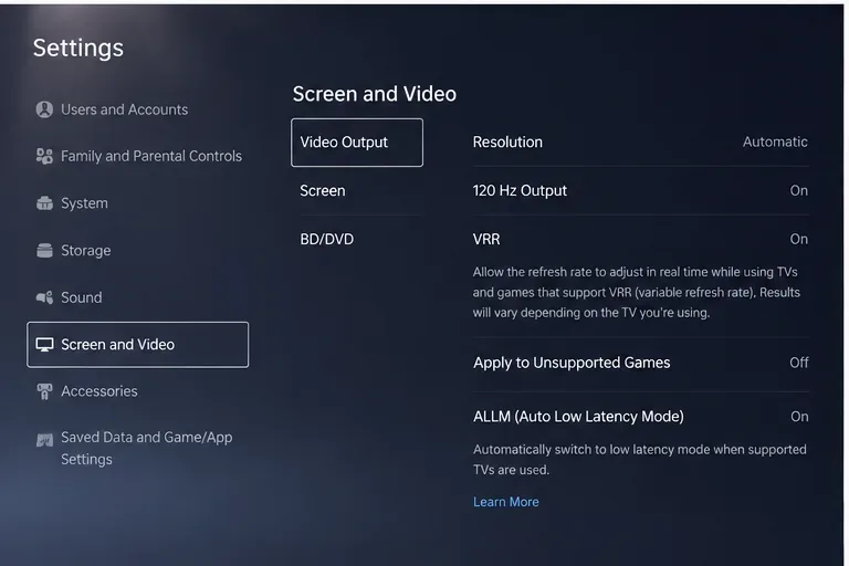 Configuración de pantalla y vídeo al estilo de PS5 con salida de 120 Hz, VRR y ALLM habilitados.