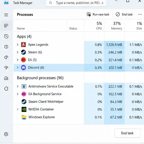 Windows Task Manager listing Apex Legends Steam and Discord with resource columns