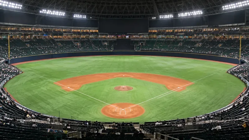 ソフトバンクホークス対日本ハムファイターズ：クライマックスシリーズ第1戦　試合時間、先発メンバー、2026年ルール